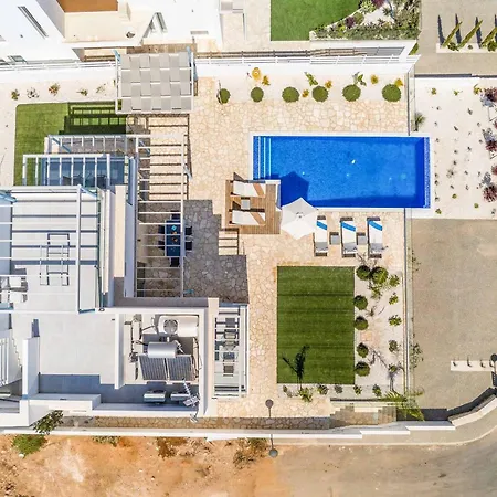 Mylos Lifestyle Seaview 21 فيلة *