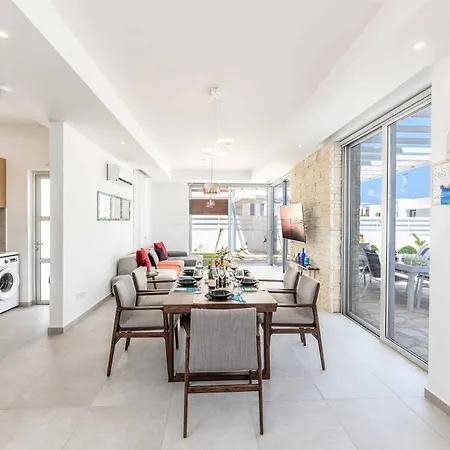 فيلة Mylos Lifestyle Seaview 21 *